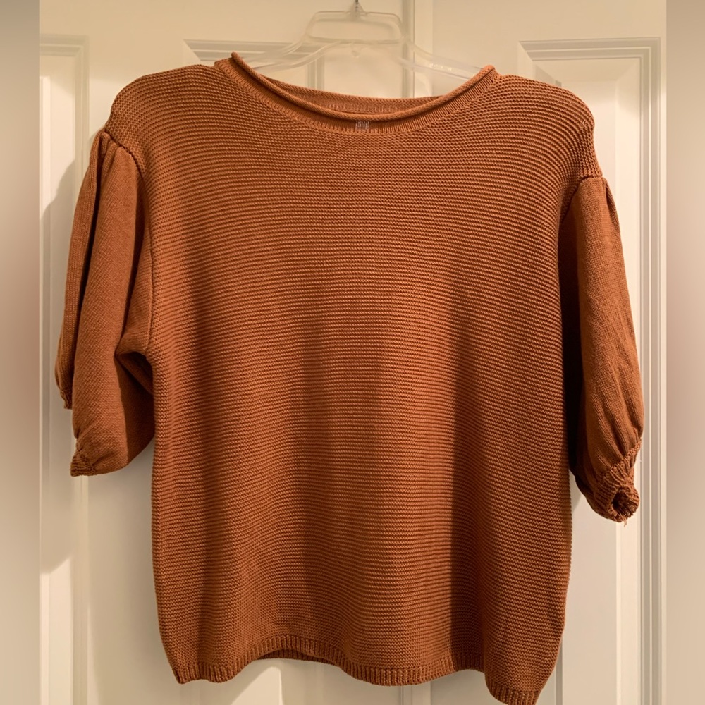 WISHLIST, “NWT” Balloon Sleeve Top, Size Medium, Copper/Brown
